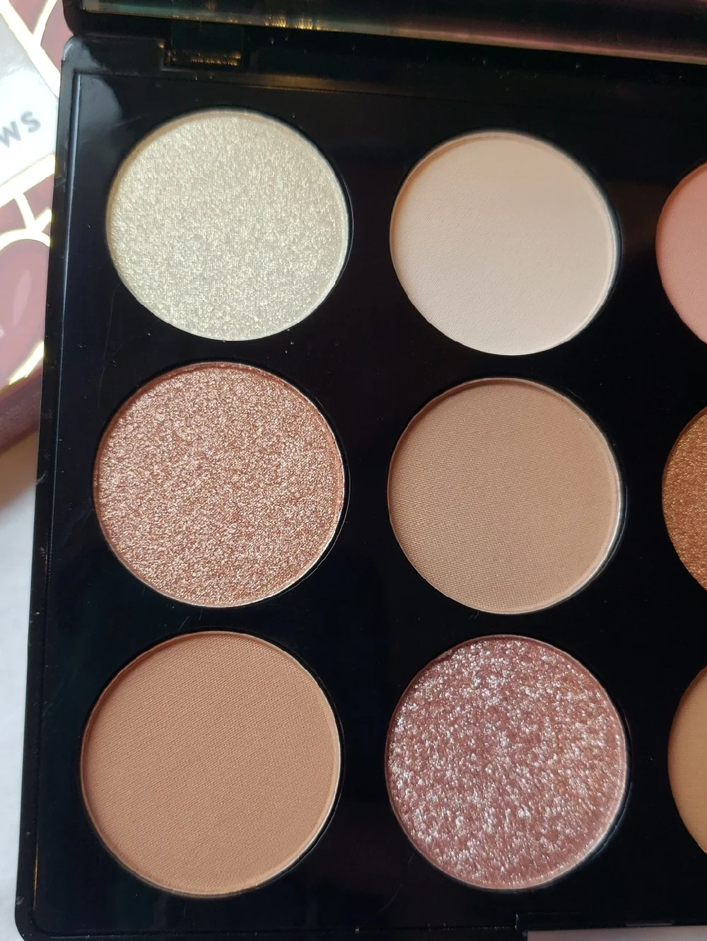 Laura Geller Pinking of You, 12 Multi-Finish Eyeshadow Palette